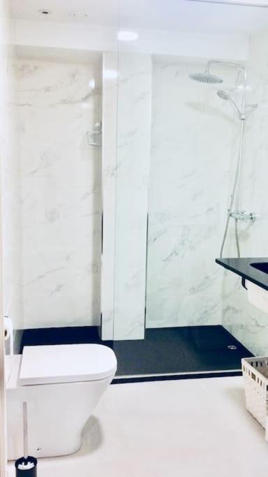 Apartament Center Wifi Parking Free Grenada Zewnętrze zdjęcie
