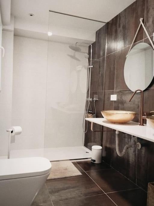 Apartament Center Wifi Parking Free Grenada Zewnętrze zdjęcie